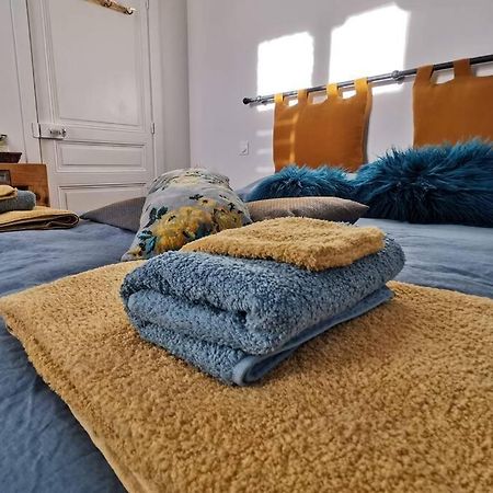 Amalouyse Chambre De Charme Au Coeur Des Chateaux De La Loire Montlouis-sur-Loire Exteriör bild