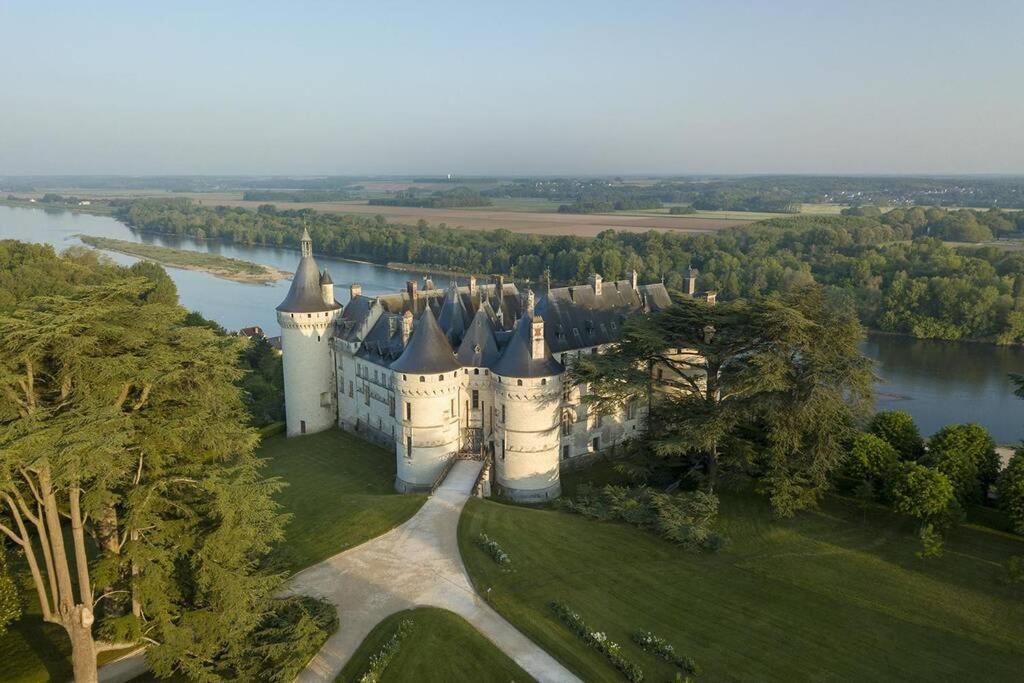 Amalouyse Chambre De Charme Au Coeur Des Chateaux De La Loire Montlouis-sur-Loire Exteriör bild
