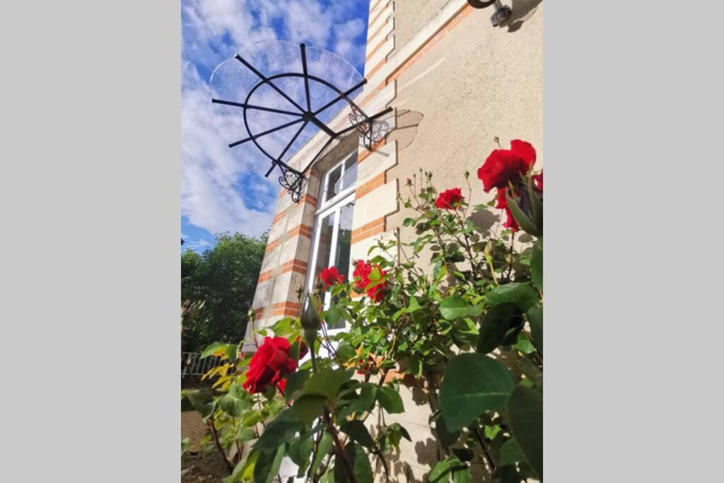 Amalouyse Chambre De Charme Au Coeur Des Chateaux De La Loire Montlouis-sur-Loire Exteriör bild